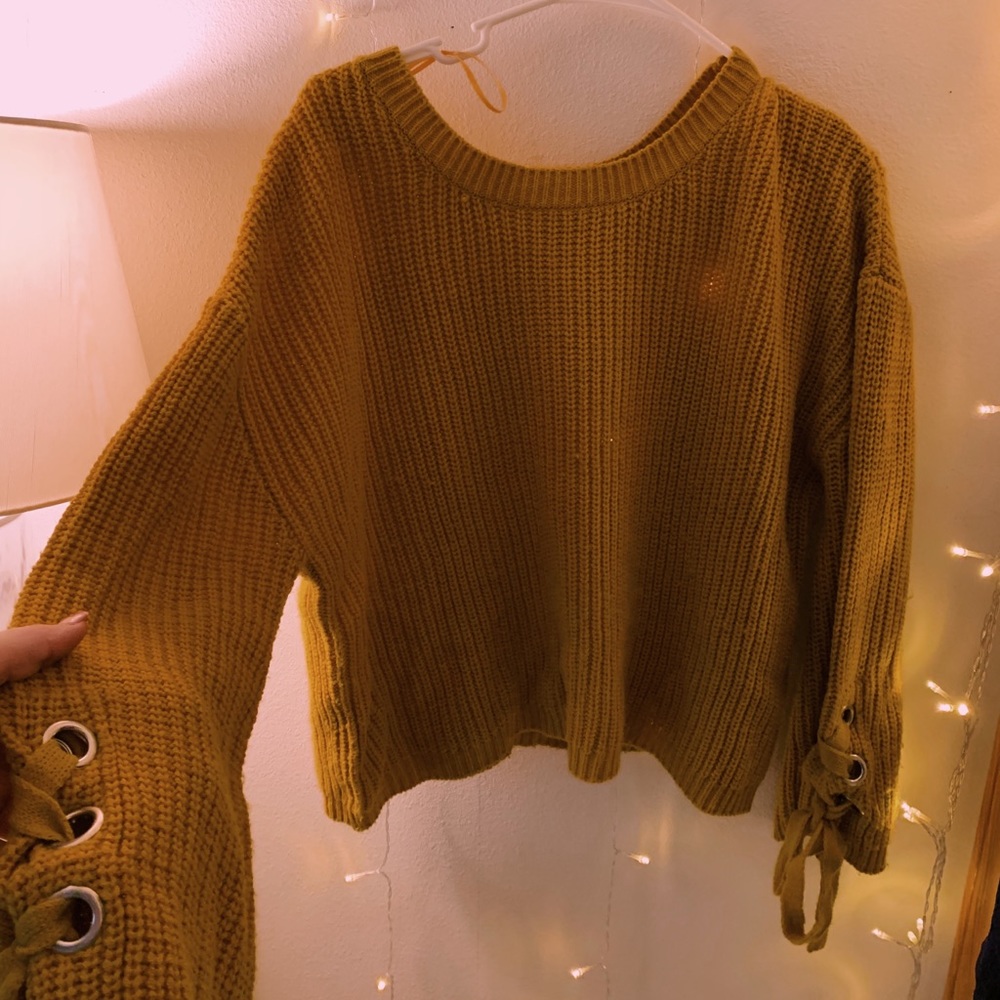 Mustard Yellow Sweater with sleeves with bows